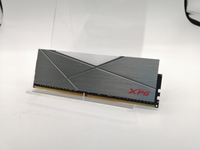 【中古】DDR4 16GB PC4-25600(DDR4-3200)【デスクトップPC用】【大阪本店】保証期間１週間