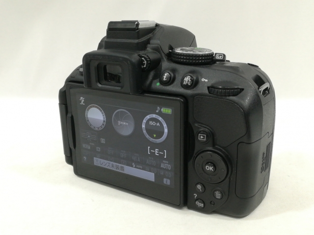 【中古】Nikon D5300 18-140VR 水晶体一揃いの道具 黒いこと【大阪中央局】言いはなつ継続期間１ヶ月【位置づけるB】