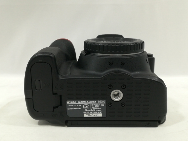 【中古】Nikon D5300 18-140VR 水晶体一揃いの道具 黒いこと【大阪中央局】言いはなつ継続期間１ヶ月【位置づけるB】