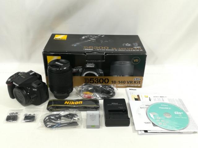 【中古】Nikon D5300 18-140VR 水晶体一揃いの道具 黒いこと【大阪中央局】言いはなつ継続期間１ヶ月【位置づけるB】