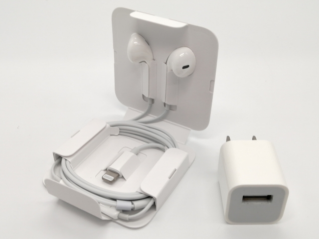 【中古】Apple 国内版 【SIMフリー】 iPhone SE（第2世代） 128GB ブラック MXD02J/A【大阪本店】保証期