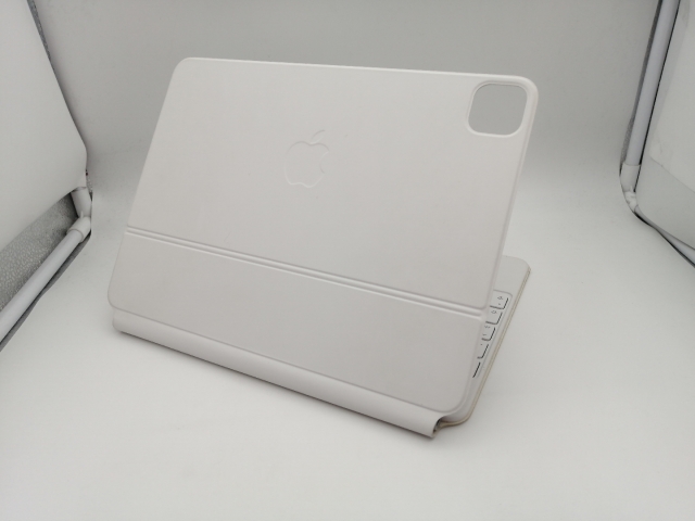 【中古】Apple Magic Keyboard 日本語（JIS） ホワイト iPad Air（第4/第5世代/M2）・Pro 11インチ（第1/第2/第3/第4世代）用 MJQJ3J/A【なんば】保証期間１週間_1