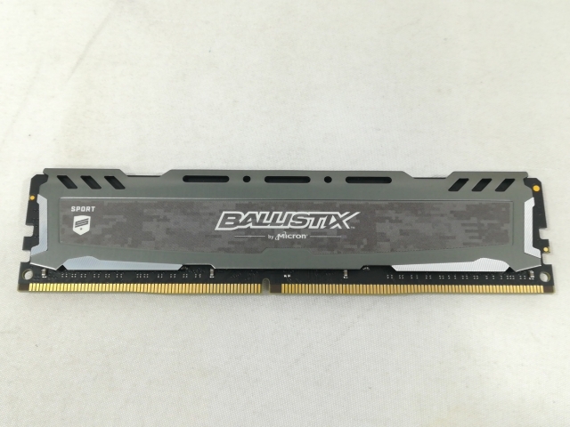 【中古】DDR4 16GB PC4-25600(DDR4-3200)【デスクトップPC用】【大阪本店】保証期間１週間