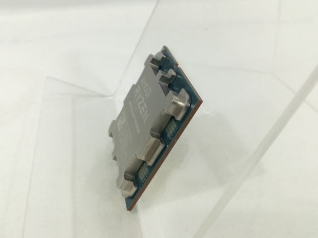 【中古】AMD Ryzen 9 7950X3D (4.2GHz/TC:5.7GHz) BOX AM5/16C/32T/L3 128MB/Radeon Graphics/TDP 120W【大阪本店】保証期間１週間_3