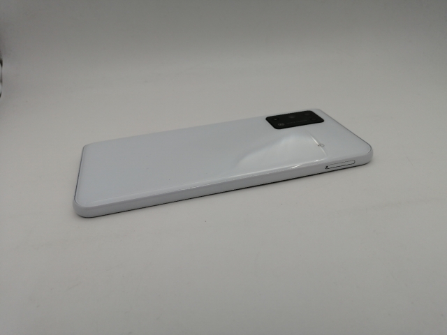 中古】ZTE ymobile 【SIMフリー】 Libero 5G II ホワイト 4GB 64GB