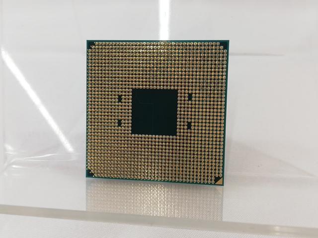 父 中古】AMD Ryzen 5 5600 (3.5GHz/TC:4.4GHz) bulk AM4/6C/12T/L3