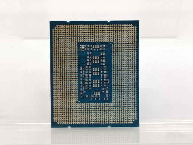 【中古】Intel Core i7-14700(2.1GHz) Bulk LGA1700/20C(P:8C/E:12C)/28T/L3 30M/UHD 770/PBP65W【大阪本店】保証期間１週間_1