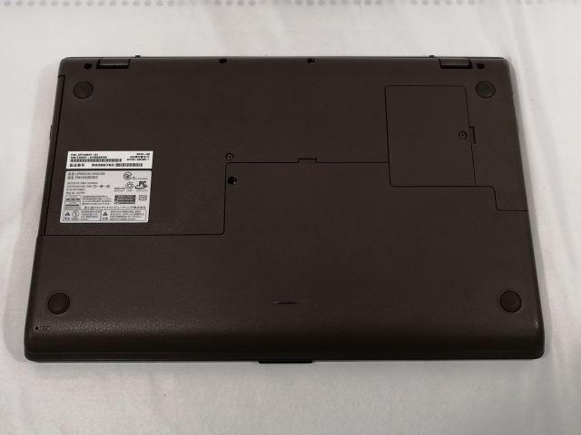 【中古】Fujitsu LIFEBOOK AH AH53/B3 FMVA53B3BZ【i7-8550U 8G 256G(SSD) BDマルチ 1GbE WiFi 15LCD(1920x1080)】【鹿児島中町】保証期間１ヶ月【ランクC】
