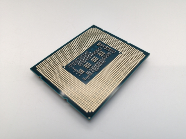 【中古】Intel Core i9-14900KF(3.2GHz) Box LGA1700/24C(P:8C/E:16C)/32T/L3 36M/PBP125W【大阪本店】保証期間１週間_3