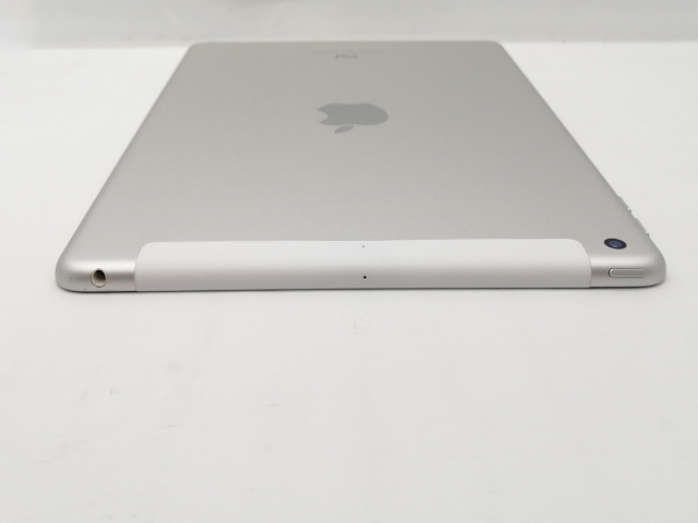 【中古】Apple au 【SIMロック解除済み】 iPad（第6世代/2018） 32GB シルバー MR6P2J/A【新宿2】保証期間１ヶ月【ランクC】_6