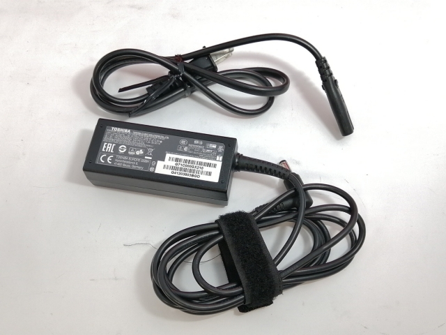 【中古】TOSHIBA dynabook T55 PT55VRS-BJA3 【i5-6200U 4G 1T(HDD) BDマルチ 1GbE WiFi 16LCD(1920x1080)】【新宿】保証期間１ヶ月【ランクB】_8