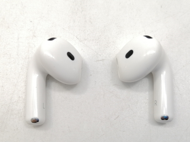 【中古】Apple AirPods 4 MXP63J/A【宇田川】保証期間１ヶ月