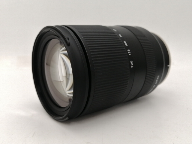 【中古】TAMRON 28-200mm F/2.8-5.6 Di III RXD (Model A071) (SONY Eマウント(FE))【新宿2】保証期間１ヶ月【ランクB】