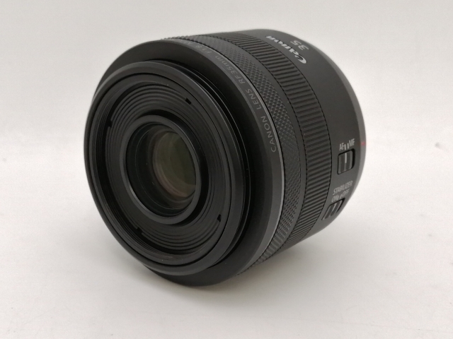 【中古】Canon RF 35mm F1.8 マクロ IS STM (Canon RFマウント)【新宿2】保証期間１ヶ月【ランクA】