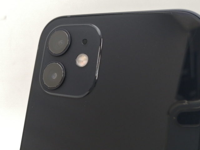 iPhone 12 ブラック 64 GB au SIMロック解除済み