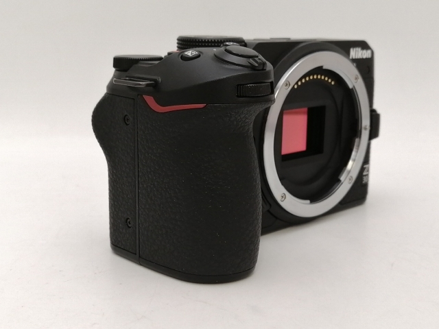 超美品 NIKON D40 ショット数 2,127枚　デジタル ボディ C754 超美品 NIKON D40 デジタル ボディ ショット数 1,614枚 C395