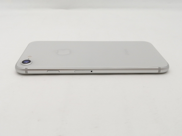 iPhone8 シルバー 64GB SIMロック解除済み iPhone8（シルバー 64G SIM