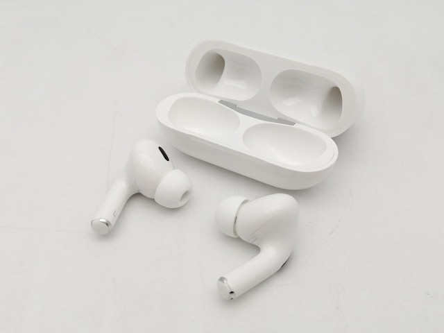 【中古】Apple AirPods Pro 第2世代（2023/USB-C） MTJV3J/A【新宿2】保証期間１週間