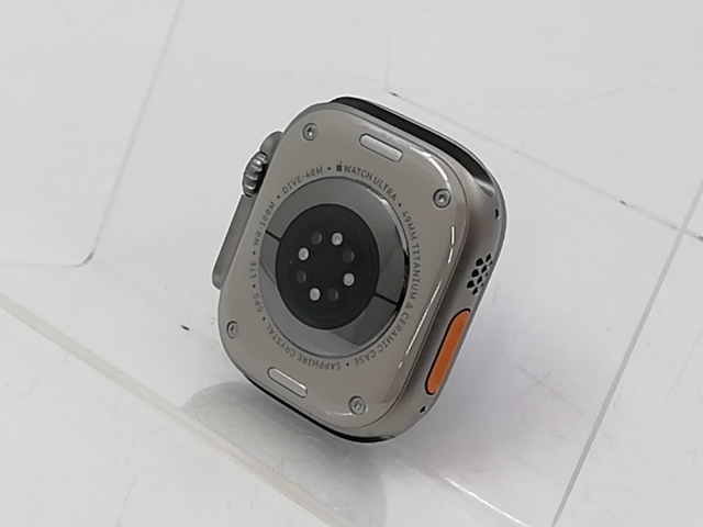 【中古】Apple Apple Watch Ultra 49mm Cellular チタニウムケース/スターライトアルパインループ M MQFR3J/A【大宮東口】保証期間１ヶ月【ランクB】_1