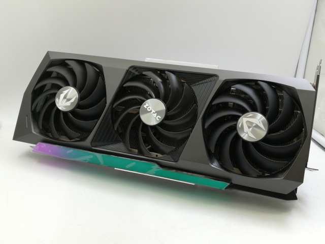 【中古】ZOTAC GAMING GeForce RTX 3070 Ti AMP Extreme Holo（ZT-A30710B-10P）RTX3070Ti/8GB(GDDR6X)/PCI-E【大宮東口】保証期間１週間