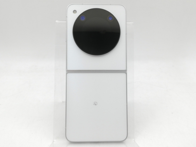 ZTE - 【未使用】 Libero Flip ホワイト ZTE 「新品 未使用 ] Simフリー Libero Flip A304ZT [ゴールド