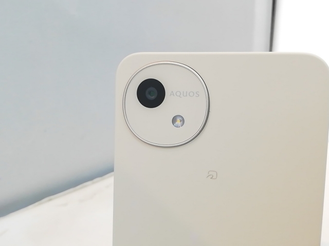 新品未使用】SHARP AQUOS wish4 本体 ホワイト 64GB AQUOS wish4｜価格