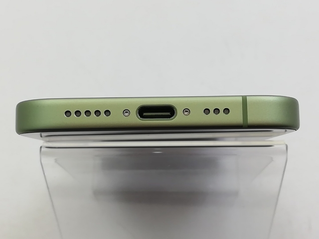 【中古】Apple docomo 【SIMフリー】 iPhone 17 256GB セージ MG6C4J/A【大宮東口】保証期間１ヶ月【ランクA】_3