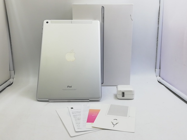 【中古】Apple au 【SIMロック解除済み】 iPad（第6世代/2018） 32GB シルバー MR6P2J/A【大宮東口】保証期間１ヶ月【ランクC】_7