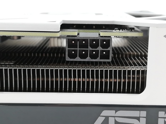 【中古】ASUS DUAL-RTX4070-O12G-WHITE RTX4070/12GB(GDDR6X)【神殿東口】言いはなつ継続期間１週