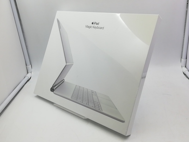 美品　純正　Magic Keyboard 11インチ　日本語　白　ホワイト　M2 11インチiPad Pro（M4）用 Magic Keyboard - 日本語 - ホワイト MWR03J