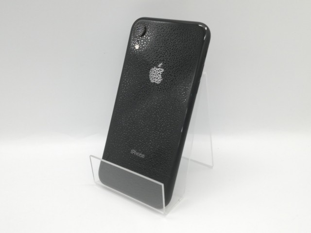 【中古】Apple au 【SIMロックあり】 iPhone XR 64GB ブラック MT002J/A【大宮東口】保証期間１ヶ月【ランクC】