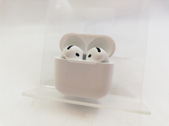 【中古】Apple AirPods 4 アクティブノイズキャンセリング搭載モデル MXP93J/A【大宮東口】保証期間１ヶ月