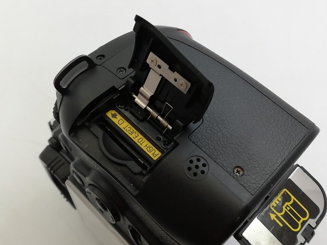 【中古】Nikon D90 ボディ【大宮東口】保証期間１ヶ月【ランクB】_3