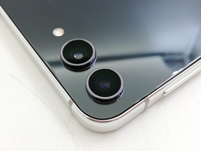 【中古】SAMSUNG au 【SIMフリー】 Galaxy Z Flip5 クリーム 8GB 256GB SCG23【大宮東口】保証期間１ヶ月【ランクA】_6