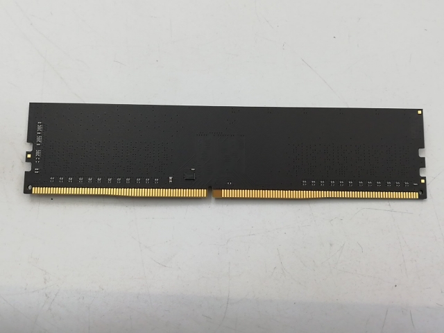 【中古】DDR4 16GB PC4-25600(DDR4-3200)【デスクトップPC用】【大宮東口】保証期間１週間