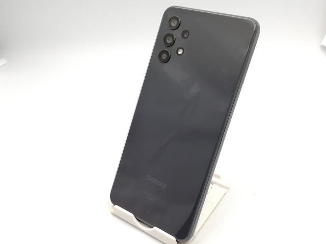 【中古】SAMSUNG au 【SIMロック解除済み】 Galaxy A32 5G オーサムブラック 4GB 64GB SCG08【高崎モントレー】保証期間１ヶ月【ランクB】