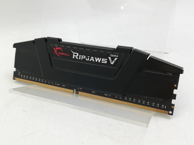 【中古】DDR4 32GB PC4-25600(DDR4-3200)【デスクトップPC用】 【大宮東口】保証期間１週間
