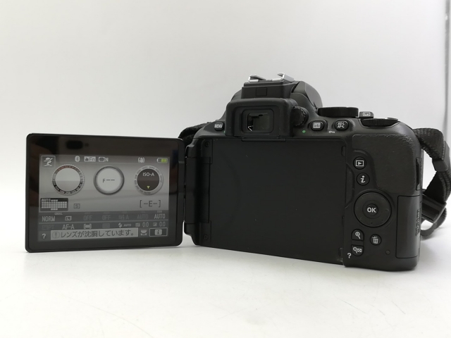 中古】Nikon D5600 ダブルズームキット【大宮東口】保証期間1ヶ月 