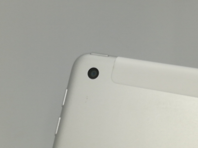 【中古】Apple SoftBank 【SIMロック解除済み】 iPad（第6世代/2018） 32GB シルバー MR6P2J/A【新橋烏森通り】保証期間１ヶ月【ランクB】_6