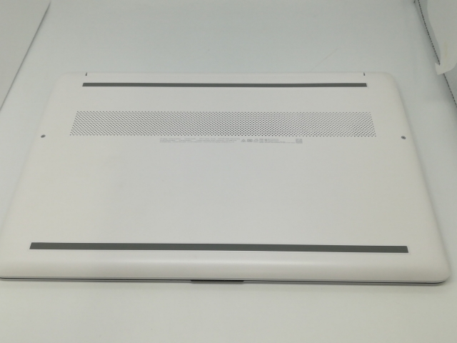 【中古】HP HP 15s-eq1000 15s-eq1132AU ピュアホワイト【R5 4500U 8G 512G(SSD) WiFi 15LCD(1920x1080)】【新橋烏森通り】保証期間１ヶ月【ランクB】