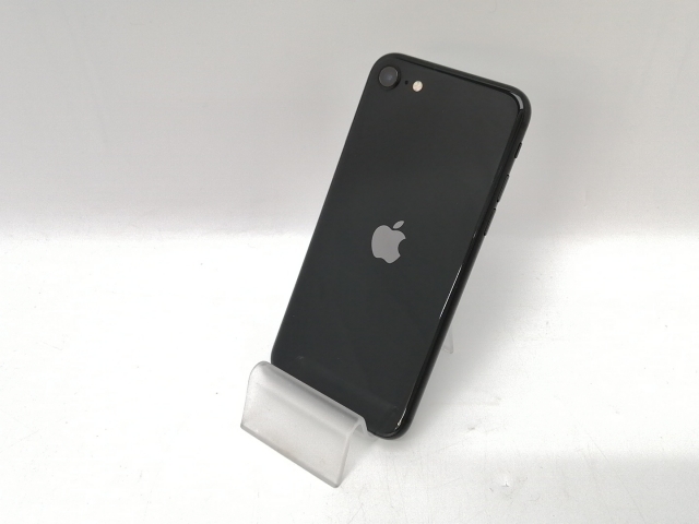 【中古】Apple au 【SIMロック解除済み】 iPhone SE（第2世代） 64GB ブラック MHGP3J/A（後期型番）【川越クレアモール】保証期間１ヶ月【ランクC】