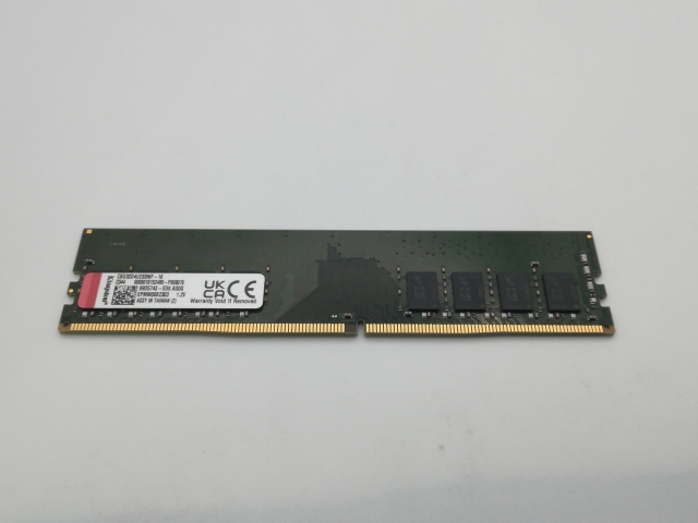 【中古】DDR4 16GB PC4-25600(DDR4-3200)【デスクトップPC用】【秋葉2号】保証期間１週間