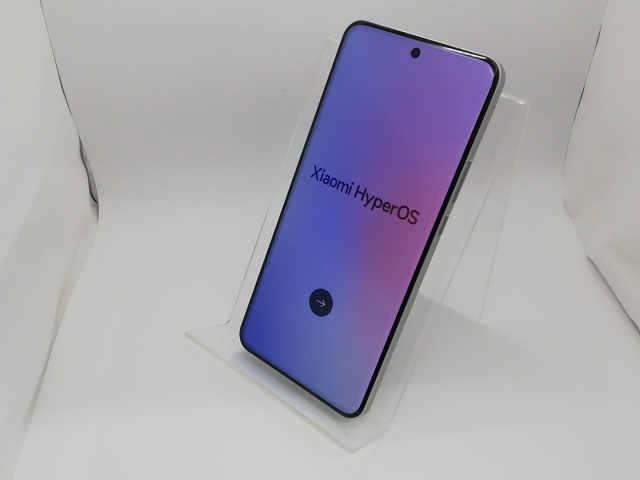 【中古】Xiaomi 国内版【SIMフリー】 Xiaomi 15 Ultra (フォトグラフィーキット付き) シルバークローム 16GB 512GB【秋葉3号】保証期間１ヶ月【ランクA】