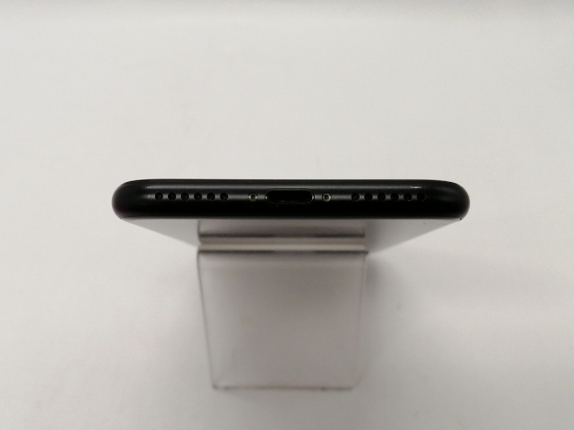 【中古】Apple au 【SIMロック解除済み】 iPhone SE（第2世代） 64GB ブラック MHGP3J/A（後期型番）【大宮東口】保証期間１ヶ月【ランクC】_4