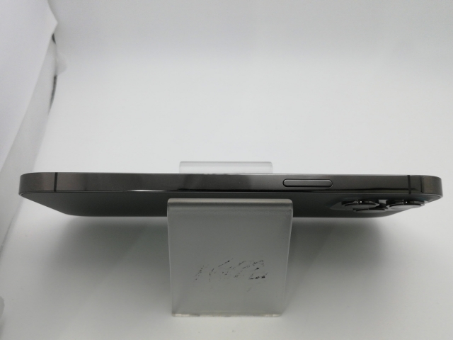 【中古】Apple SoftBank 【SIMロック解除済み】 iPhone 12 Pro Max 256GB グラファイト MGCY3J/A【新橋烏森通り】保証期間１ヶ月【ランクA】_3