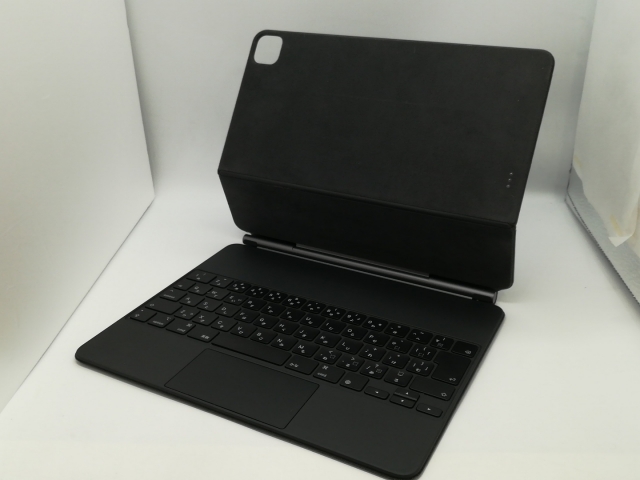 【中古】Apple Magic Keyboard 日本語（JIS） ブラック iPad Pro 12.9インチ（第3/第4/第5/第6世代）用 MJQK3J/A【新橋烏森通り】保証期間１週間