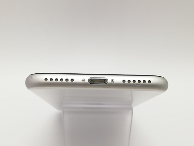 【中古】Apple au 【SIMロック解除済み】 iPhone SE（第2世代） 64GB ホワイト MX9T2J/A【府中ル・シーニュ】保証期間１ヶ月【ランクB】_4