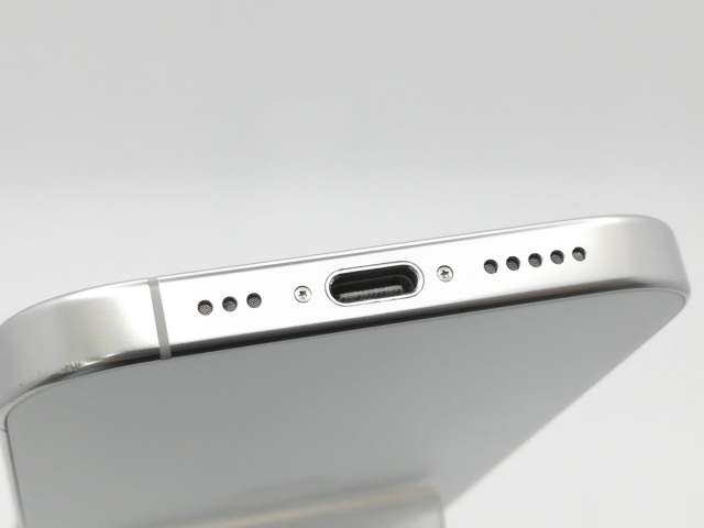 【中古】Apple 国内版 【SIMフリー】 iPhone 16 Pro 512GB ホワイトチタニウム MYN53J/A【新橋烏森通り】保証期間１ヶ月【ランクB】_4