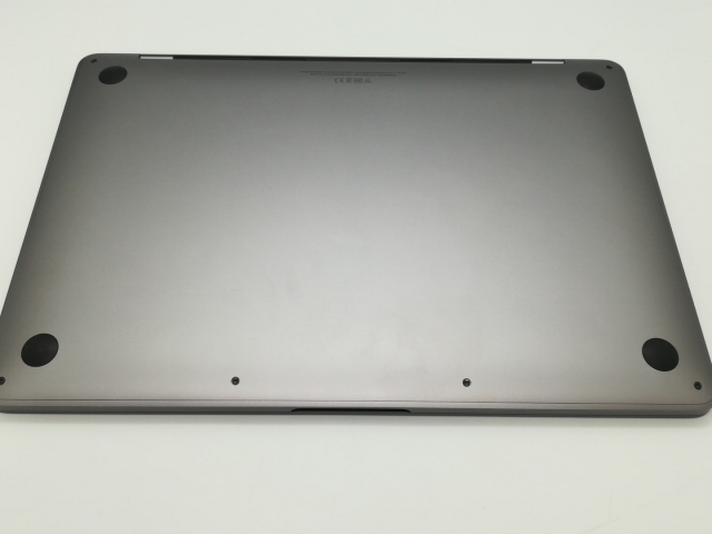【中古】Apple MacBook Pro 13インチ M1(CPU:8C/GPU:8C) 8GB/256GB スペースグレイ MYD82J/A (M1・2020)【新橋烏森通り】保証期間１ヶ月【ランクA】
