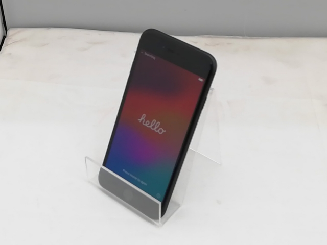 【中古】Apple au 【SIMロック解除済み】 iPhone SE（第2世代） 64GB ブラック MHGP3J/A（後期型番）【秋葉3号】保証期間１ヶ月【ランクC】